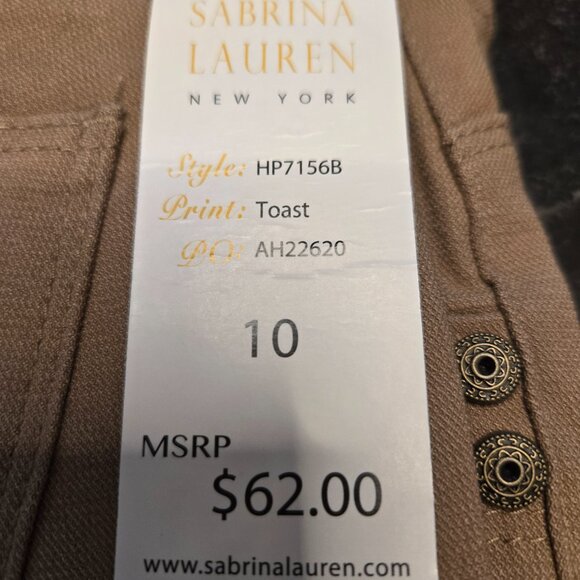 NWT SABRINA LAUREN Bermuda shorts SZ 10 NWT - Picture 8 of 10